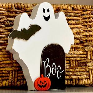 Chunky “Boo” Wooden Ghost